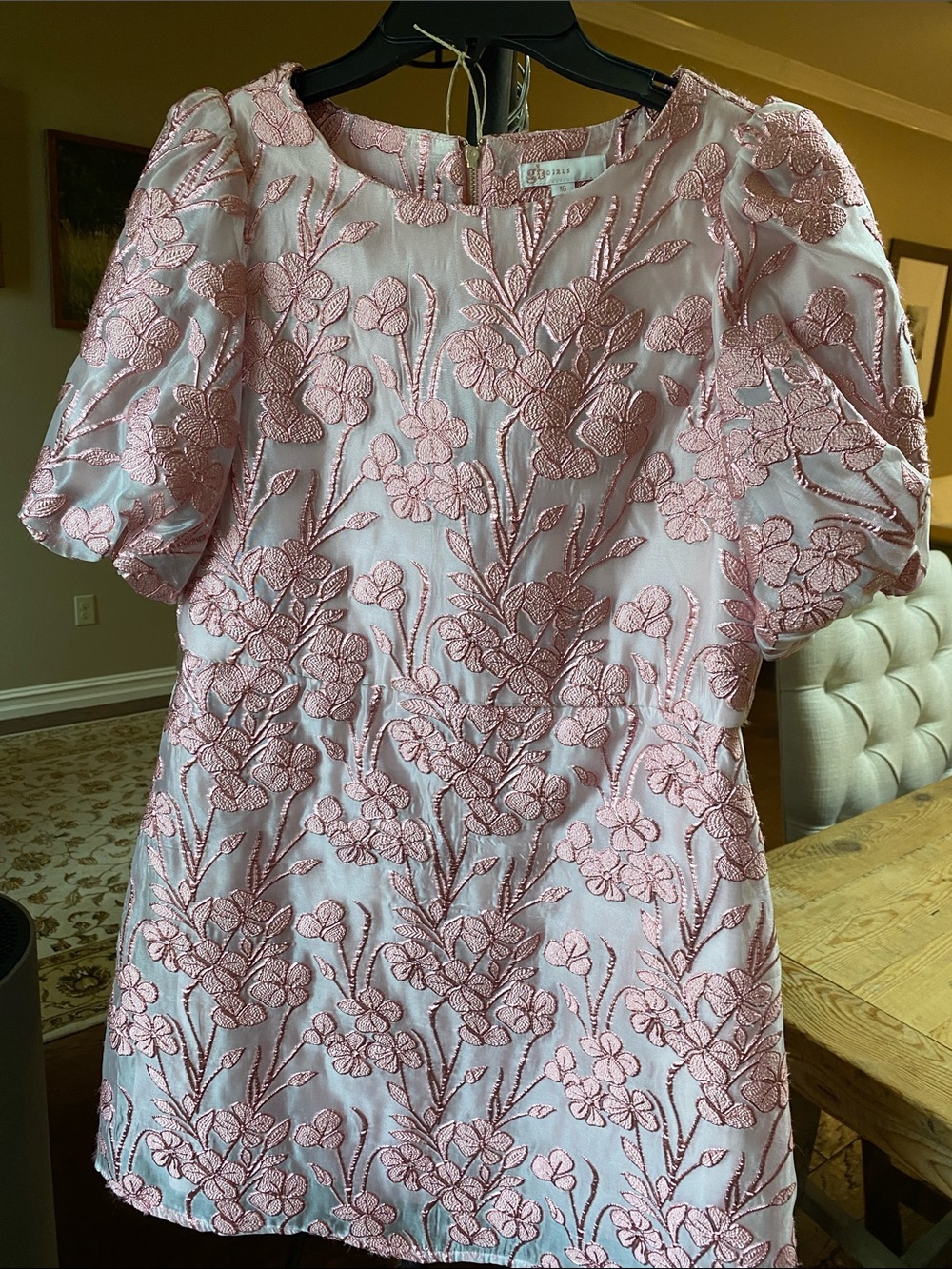 Gianni Bini Blush Pink Floral Embroidered Puff Sleeve Dress